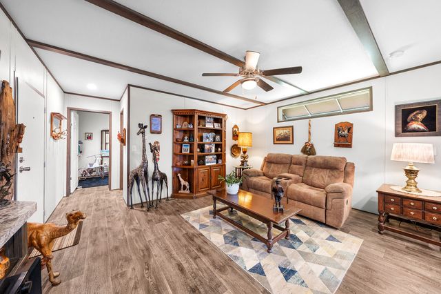 4450 County Road 3110, Campbell, TX 75422