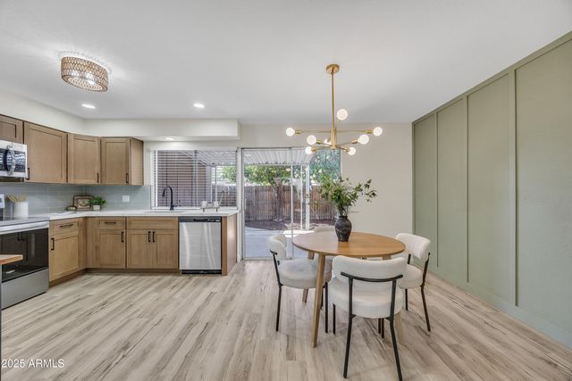 6605 N 46TH Lane, Glendale, AZ 85301