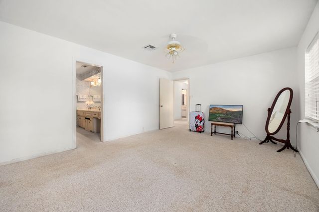 5407 Old Lodge Drive, Houston, TX 77066