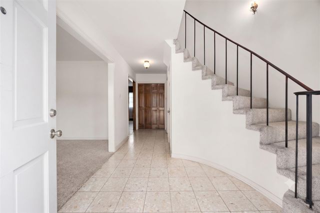 5407 Old Lodge Drive, Houston, TX 77066