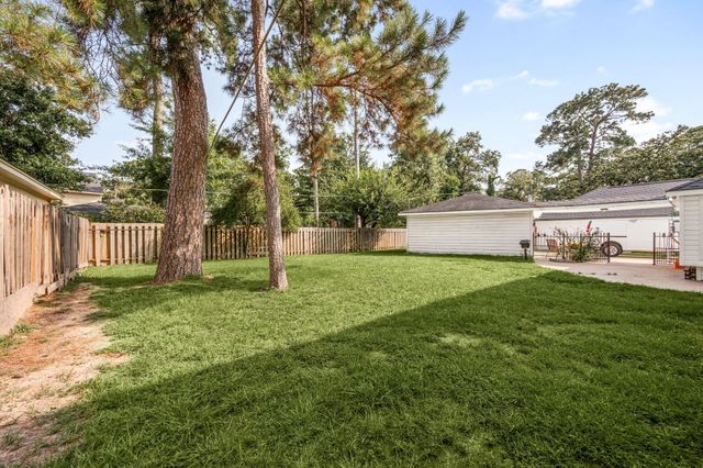 5407 Old Lodge Drive, Houston, TX 77066