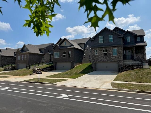 3320 Polo Club Boulevard, Lexington, KY 40509