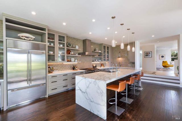 17355 Norrbom Rd, Sonoma, CA 95476