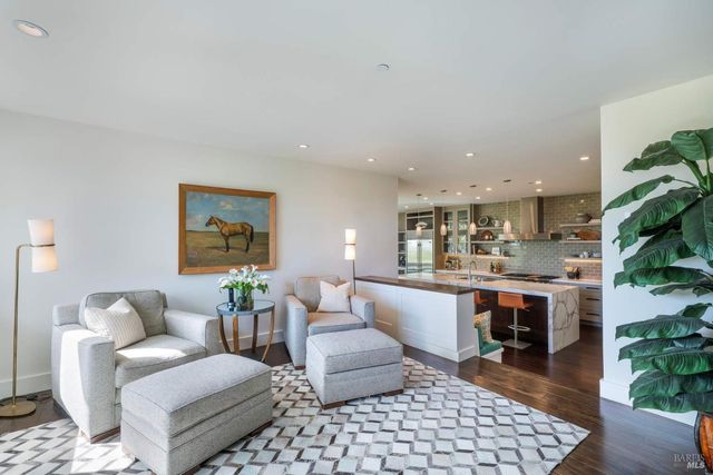 17355 Norrbom Rd, Sonoma, CA 95476