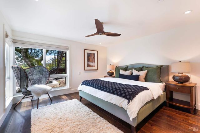 17355 Norrbom Rd, Sonoma, CA 95476