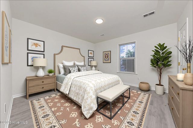 119 Red Bird Lane, Hampstead, NC 28443