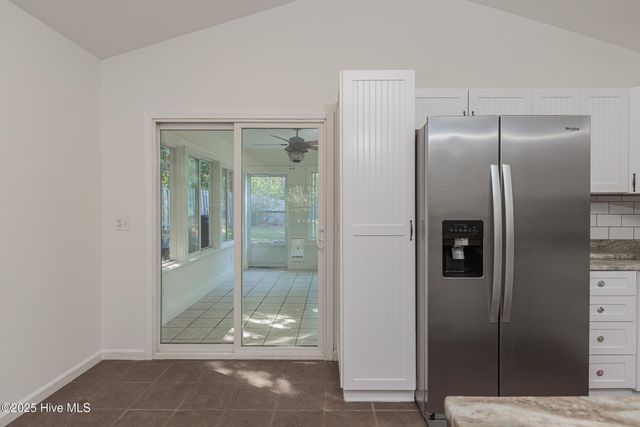 119 Red Bird Lane, Hampstead, NC 28443
