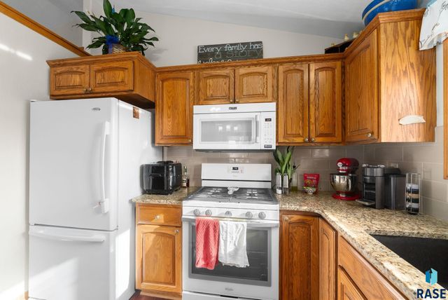 209 W Ironwood St Street, Brandon, SD 57005