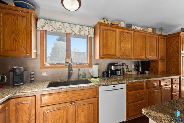 209 W Ironwood St Street, Brandon, SD 57005