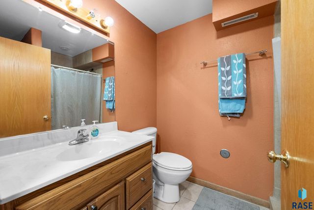 209 W Ironwood St Street, Brandon, SD 57005