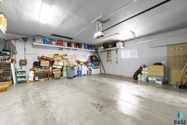 209 W Ironwood St Street, Brandon, SD 57005