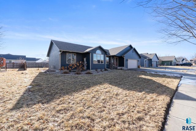 209 W Ironwood St Street, Brandon, SD 57005