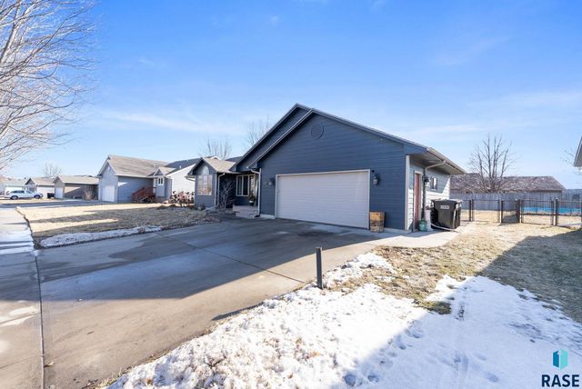 209 W Ironwood St Street, Brandon, SD 57005