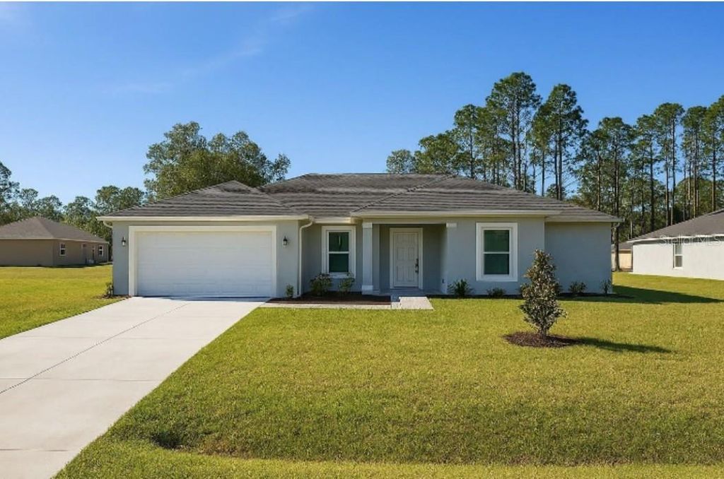Image 1 of property listing at 100 PORT ROYAL DRIVE, Palm Coast, FL 32164