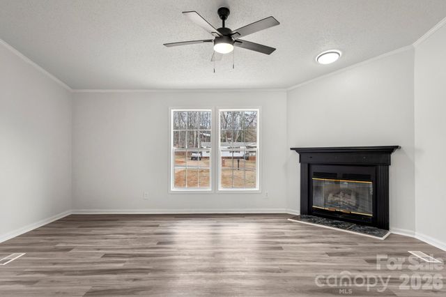 1003 Wesbrooke Court, Bessemer City, NC 28016