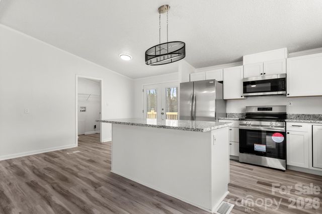 1003 Wesbrooke Court, Bessemer City, NC 28016