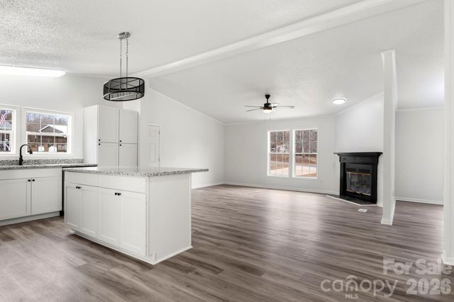 1003 Wesbrooke Court, Bessemer City, NC 28016