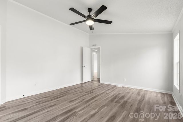 1003 Wesbrooke Court, Bessemer City, NC 28016