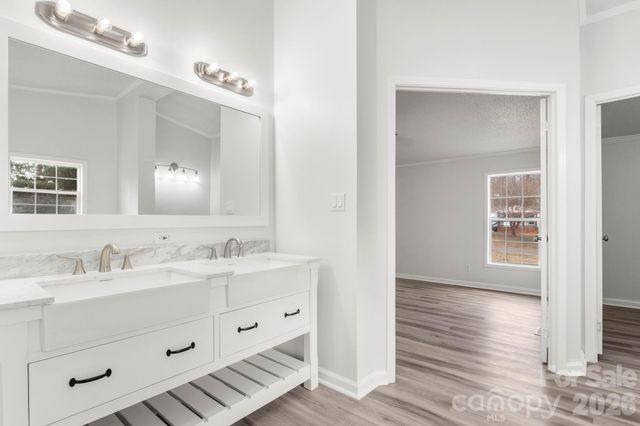 1003 Wesbrooke Court, Bessemer City, NC 28016