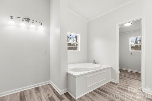 1003 Wesbrooke Court, Bessemer City, NC 28016