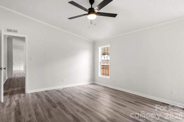 1003 Wesbrooke Court, Bessemer City, NC 28016