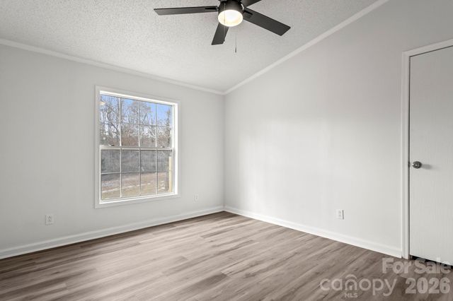 1003 Wesbrooke Court, Bessemer City, NC 28016