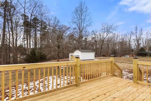 1003 Wesbrooke Court, Bessemer City, NC 28016