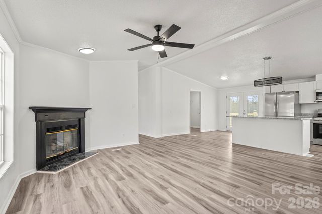 1003 Wesbrooke Court, Bessemer City, NC 28016