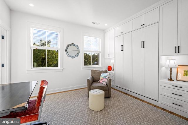 423 MAPLEWOOD AVE, Wayne, PA 19087