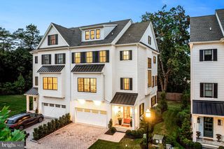 423 MAPLEWOOD AVE, Wayne, PA 19087