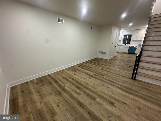 539 MCCLELLAN ST, Philadelphia, PA 19148