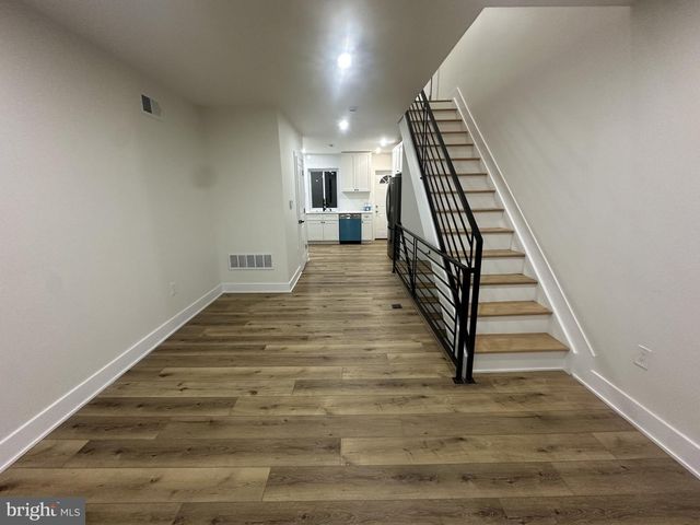 539 MCCLELLAN ST, Philadelphia, PA 19148