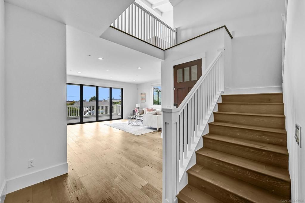 7209 Fay Ave, La Jolla, CA 92037 — photo 2