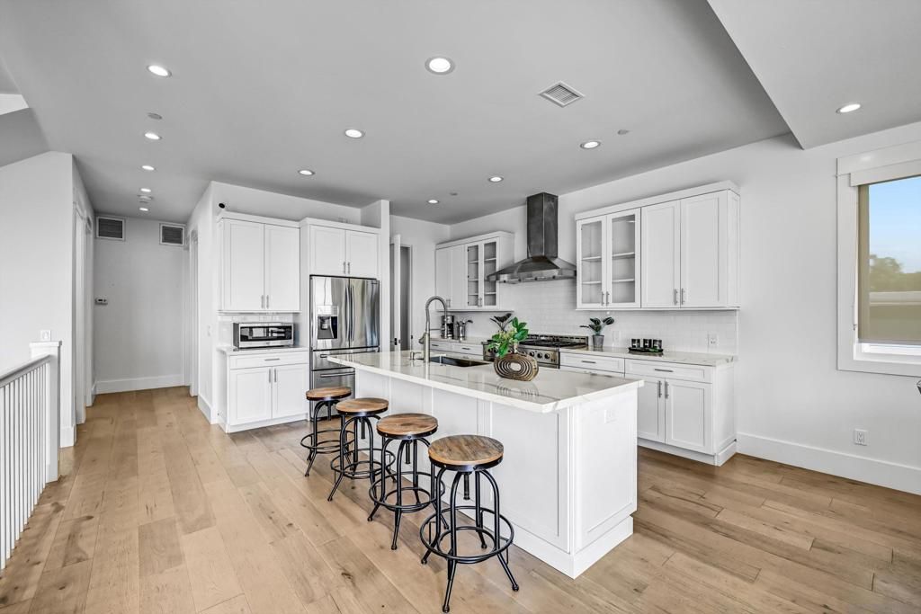 7209 Fay Ave, La Jolla, CA 92037 — photo 5