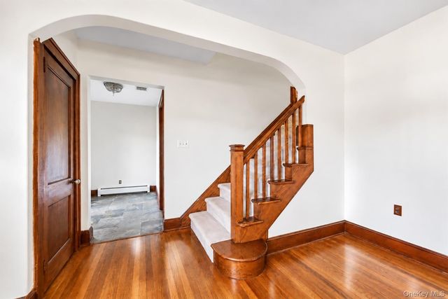 7 Atlantic Avenue, Nanuet, NY 10954