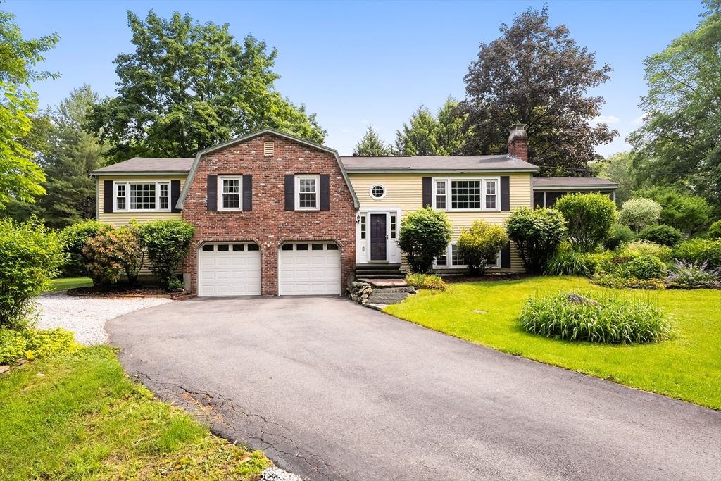 5 Ingalls Rd, Tyngsborough, MA 01879