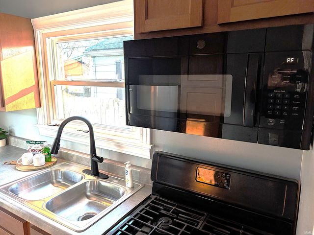 1032 Central Avenue, Decatur, IN 46733