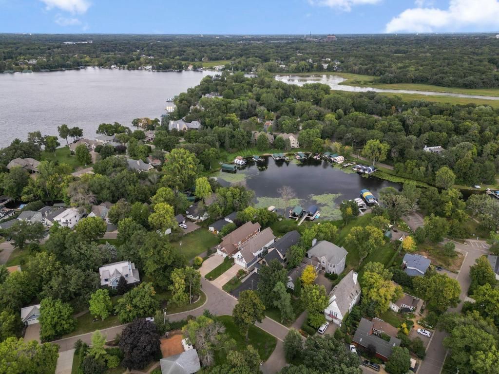 3061 Lake Shore Boulevard, Minnetonka, MN 55391 — photo 5
