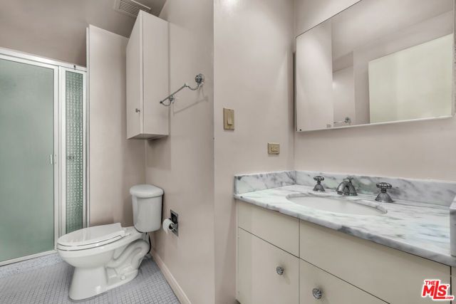 1333 S Beverly Glen Boulevard 606, Los Angeles, CA 90024