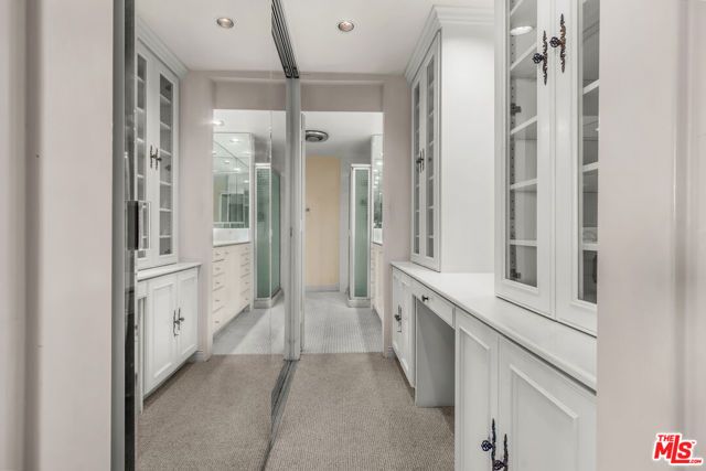 1333 S Beverly Glen Boulevard 606, Los Angeles, CA 90024