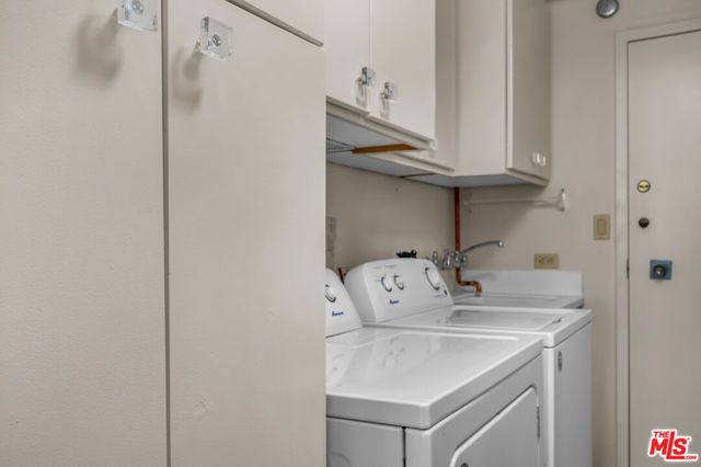 1333 S Beverly Glen Boulevard 606, Los Angeles, CA 90024