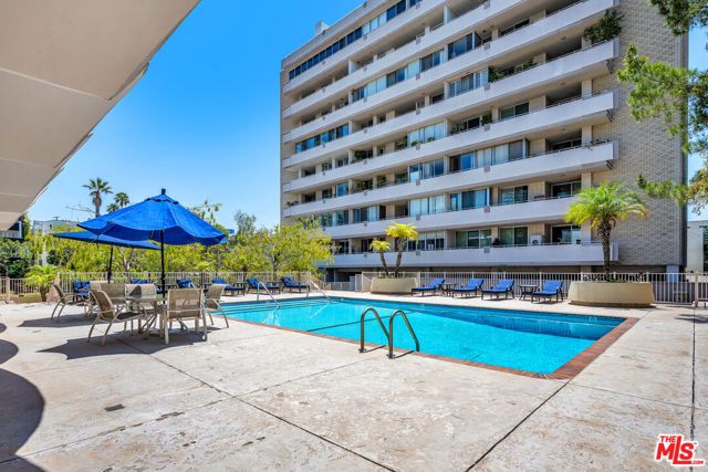 1333 S Beverly Glen Boulevard 606, Los Angeles, CA 90024