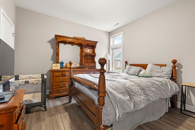 433 Stearn Drive 433, Genoa, IL 60135