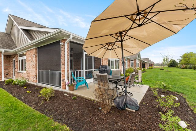 433 Stearn Drive 433, Genoa, IL 60135