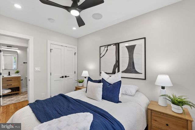 1114 OATES ST NE, Washington, DC 20002