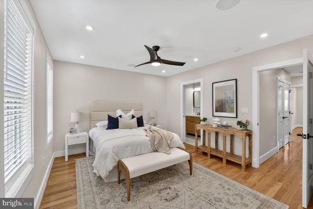 1114 OATES ST NE, Washington, DC 20002