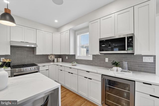 1114 OATES ST NE, Washington, DC 20002