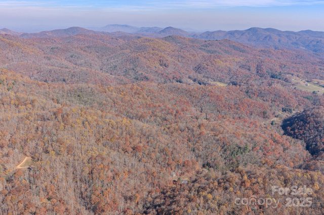 44 Alfalfa Trail, Fairview, NC 28730