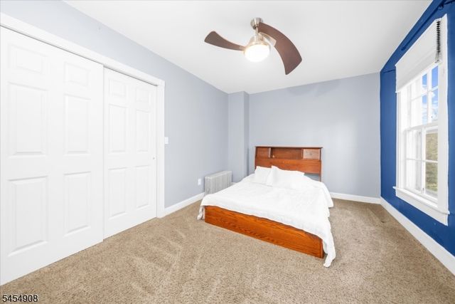 46 Everitts Hill Rd, Raritan Twp., NJ 08822