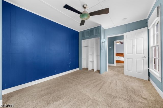 46 Everitts Hill Rd, Raritan Twp., NJ 08822